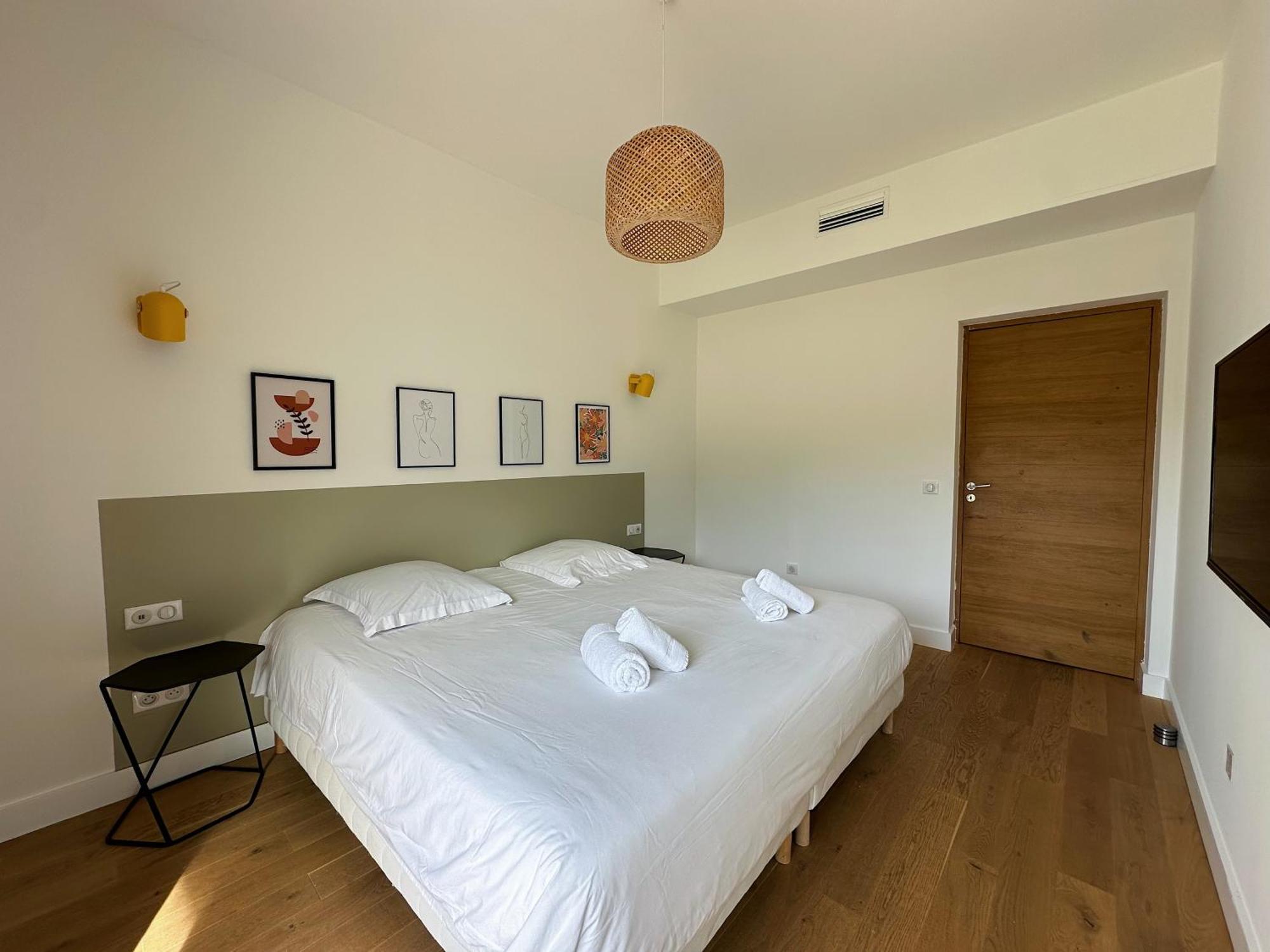 Villas De Standing Avec Magnifique Vue Mer Et Piscines Privees, Sagone Sagone  Exterior foto